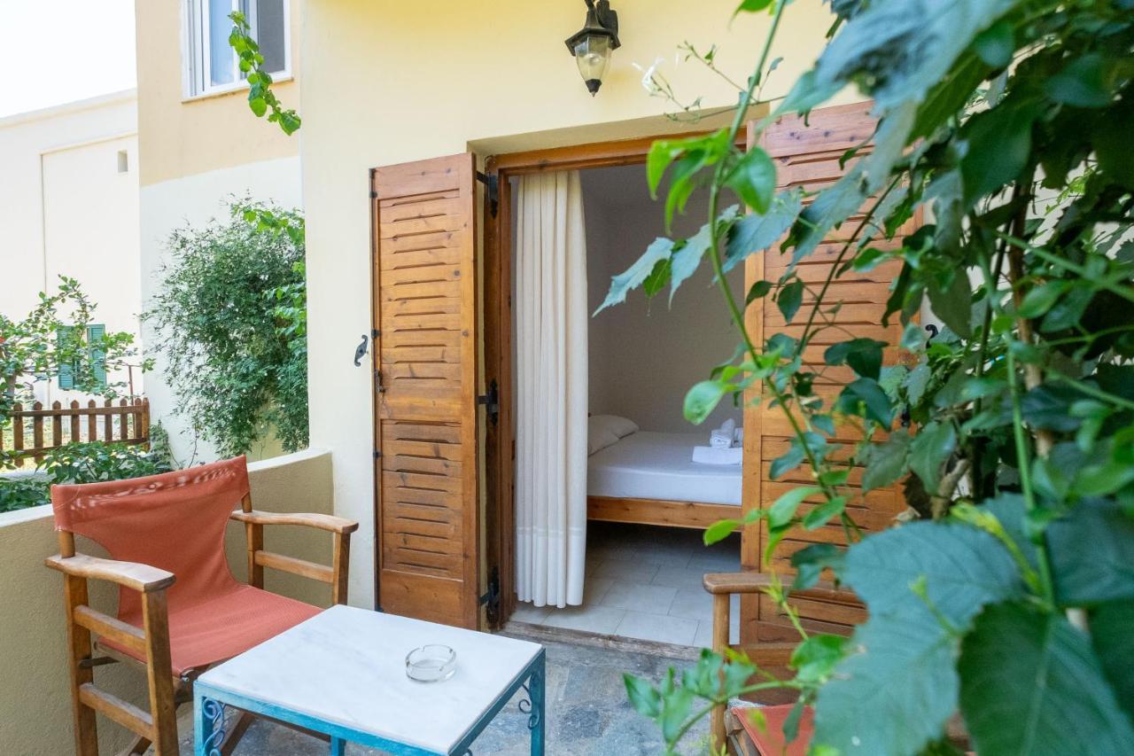 Irtakina Apartment Sougia Exterior photo